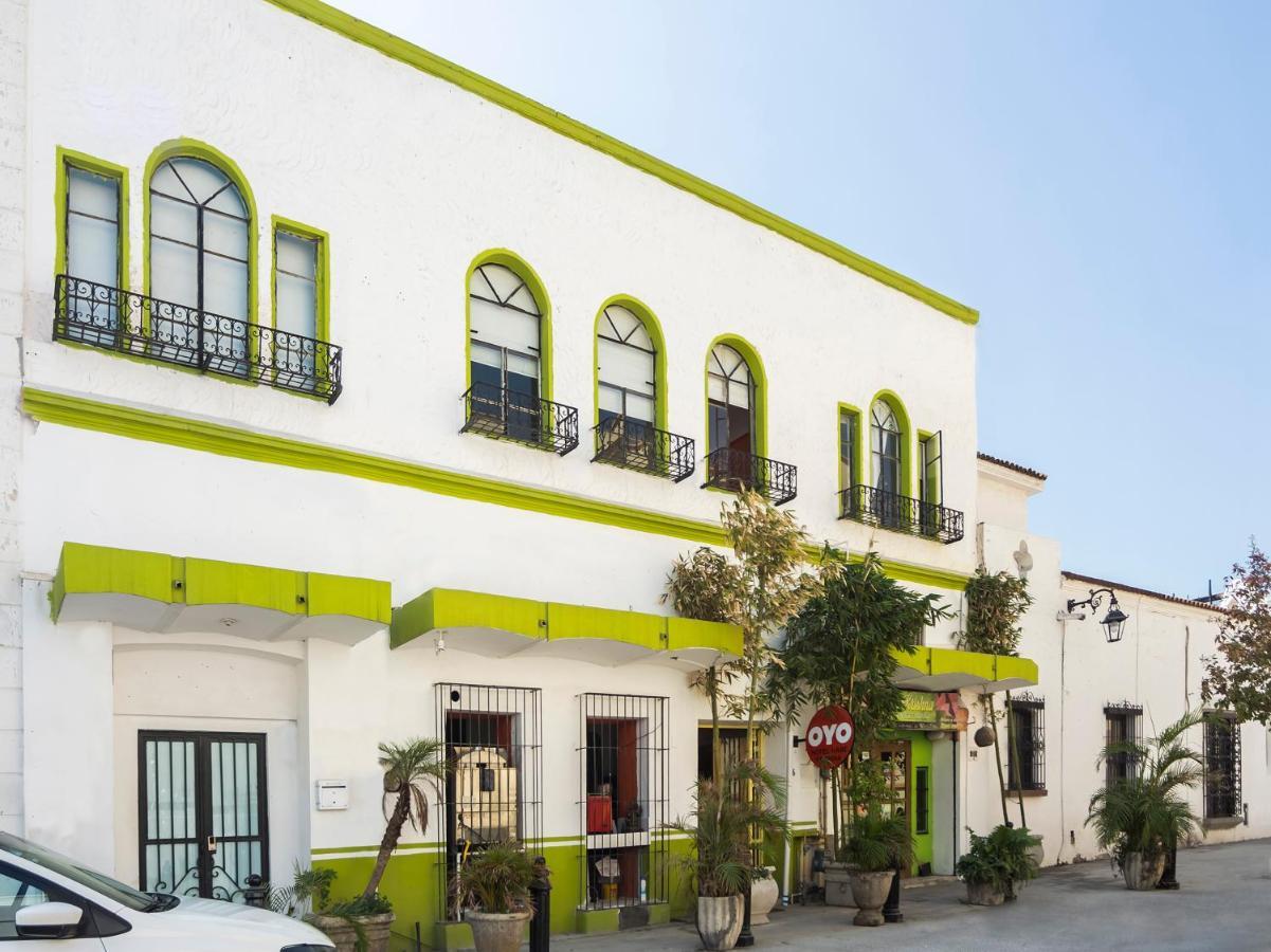 Oyo Hotel Hare Krishna モンテレー エクステリア 写真