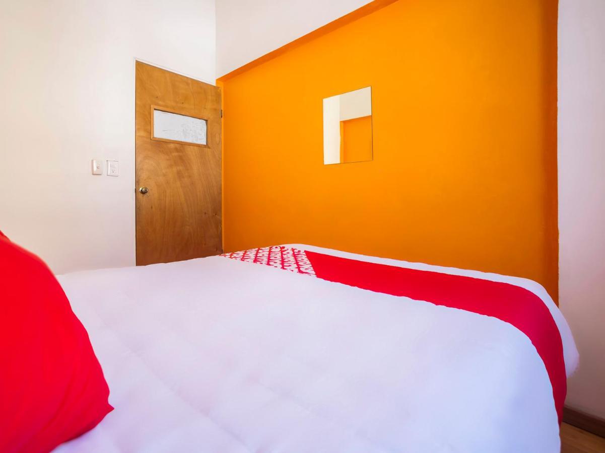 Oyo Hotel Hare Krishna モンテレー エクステリア 写真